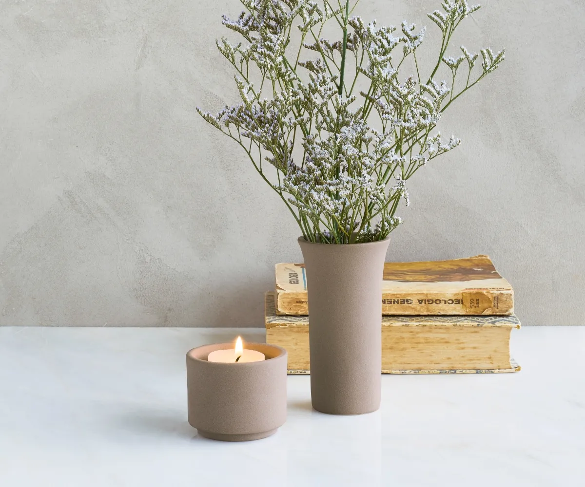 Mini-Urne Teelichthalter Helios sandfarben mit Vase