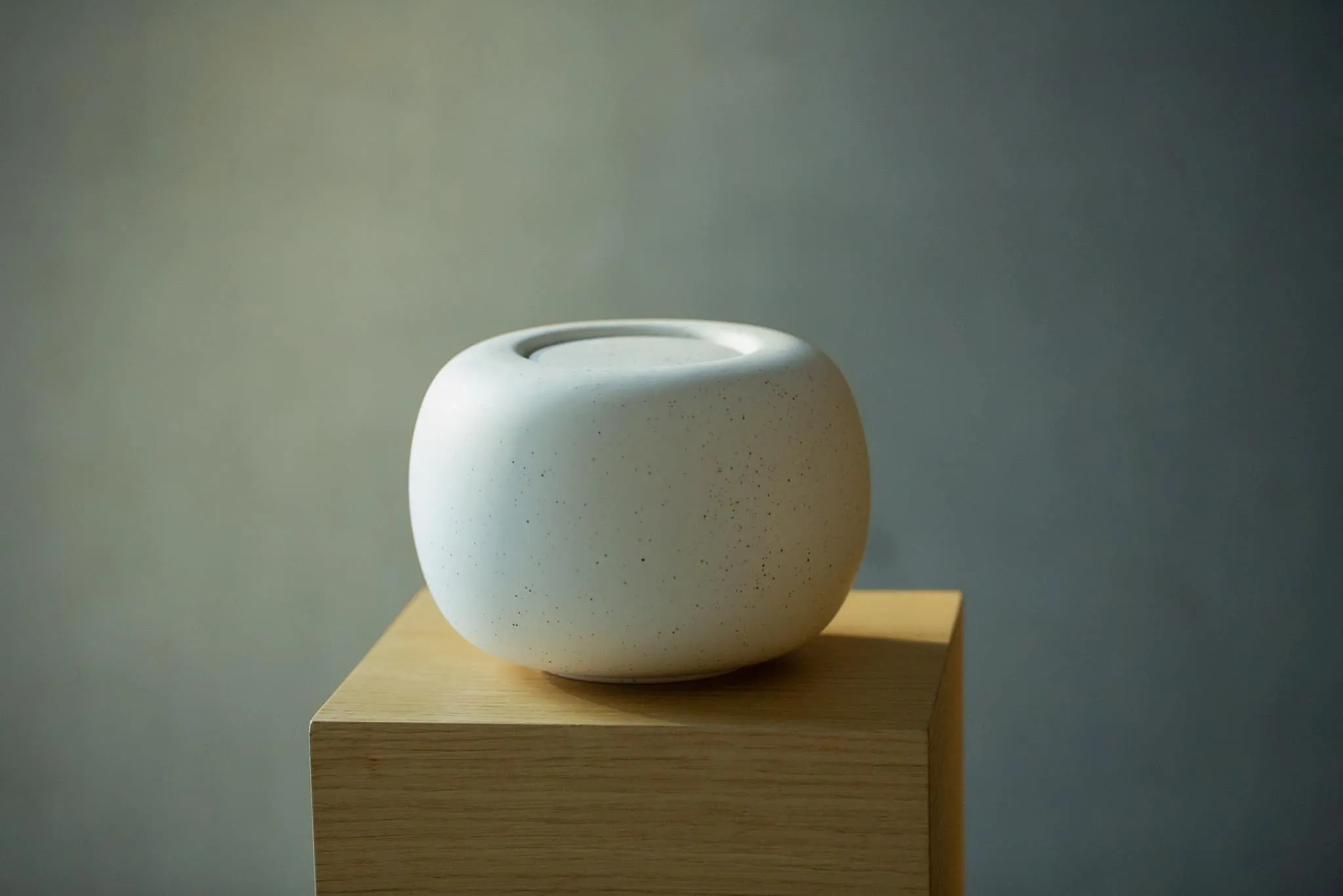 Keramische urn Luz Gespikkeld Fluweel sfeerbeeld