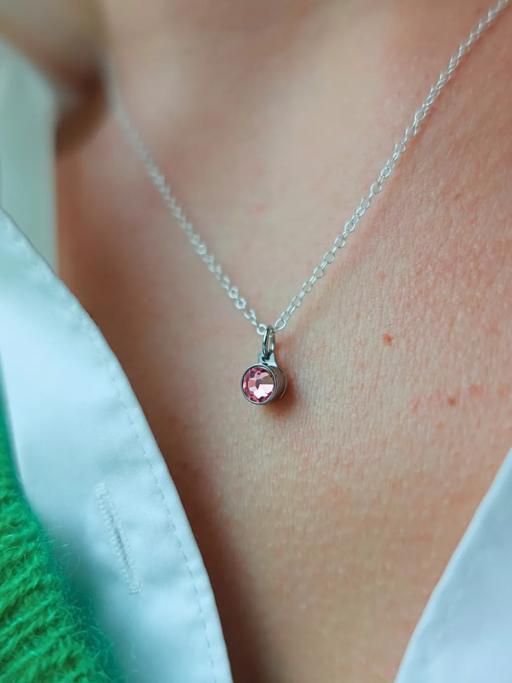 Birthstone ashanger / assieraad oktober roze toermalijn edelstaal model