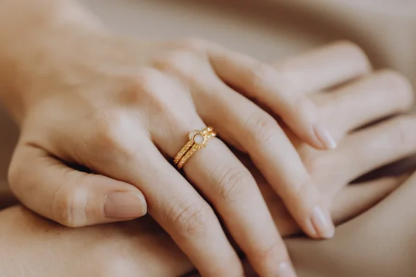 Rising Sun as ring/assieraad combinatie hand