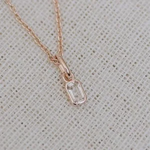 Birthstone Anhänger Oktober Rosenquarz